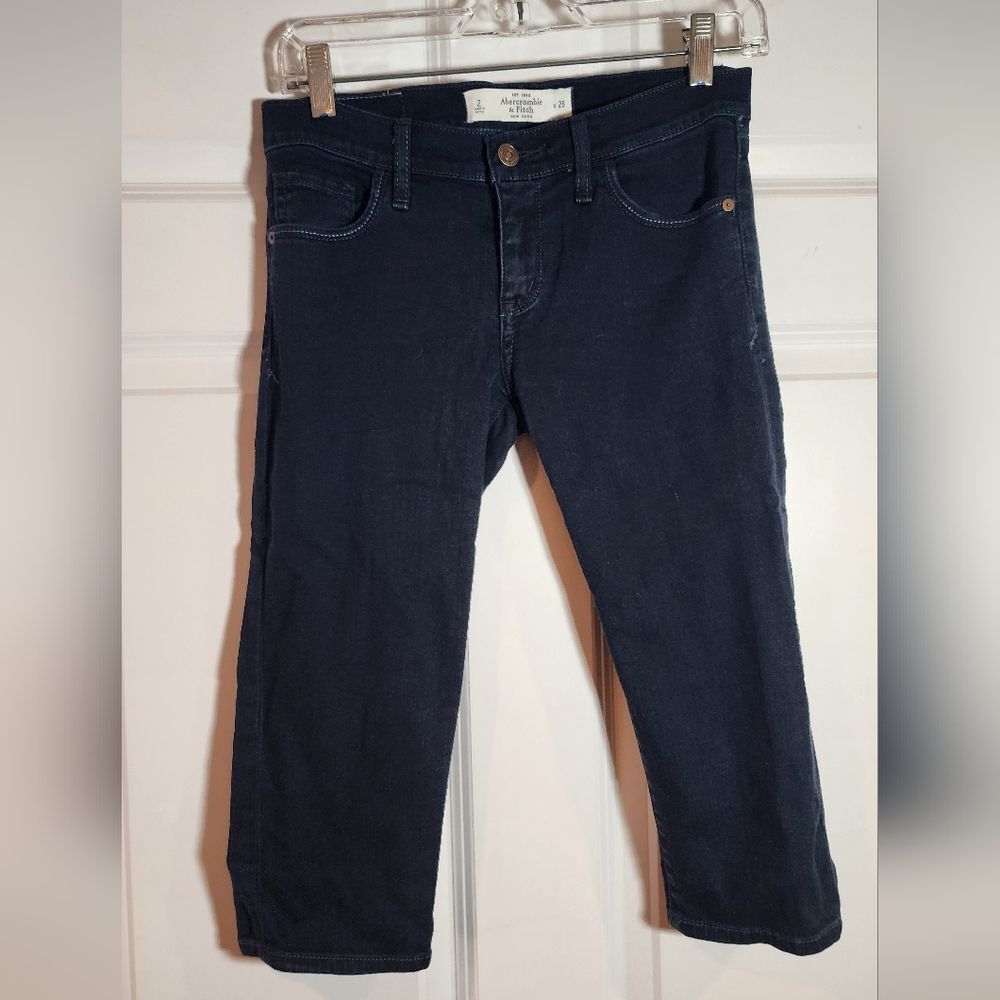 Abercrombie & Fitch Perfect Stretch Dark Blue Capri Jeans Size 2 (17in Inseam)